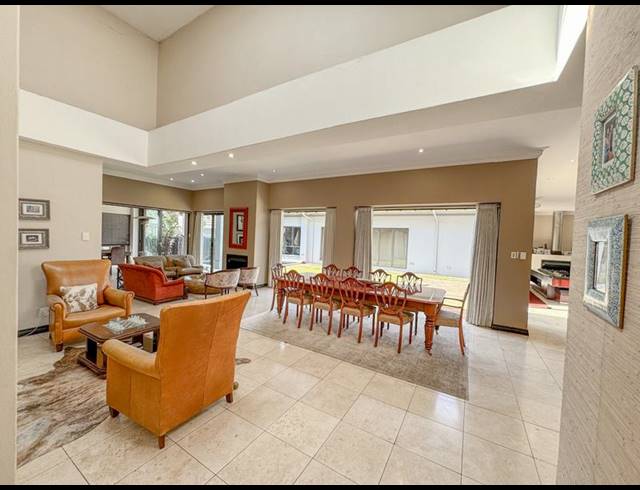 4 BEDROOM HOUSE FOR SALE IN MIDSTREAM ESTATE
